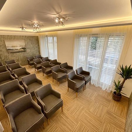 Hotel Bartos Frenštát pod Radhoštěm エクステリア 写真