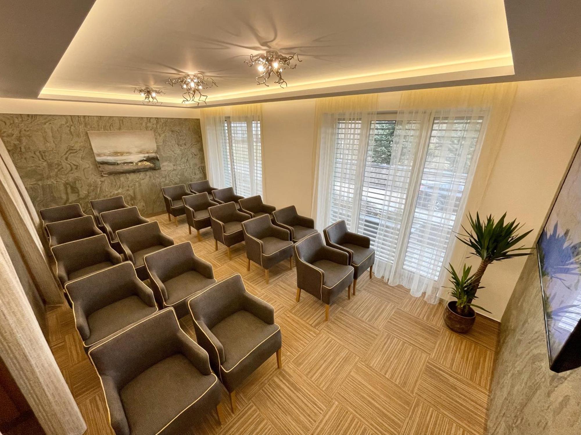 Hotel Bartos Frenštát pod Radhoštěm エクステリア 写真