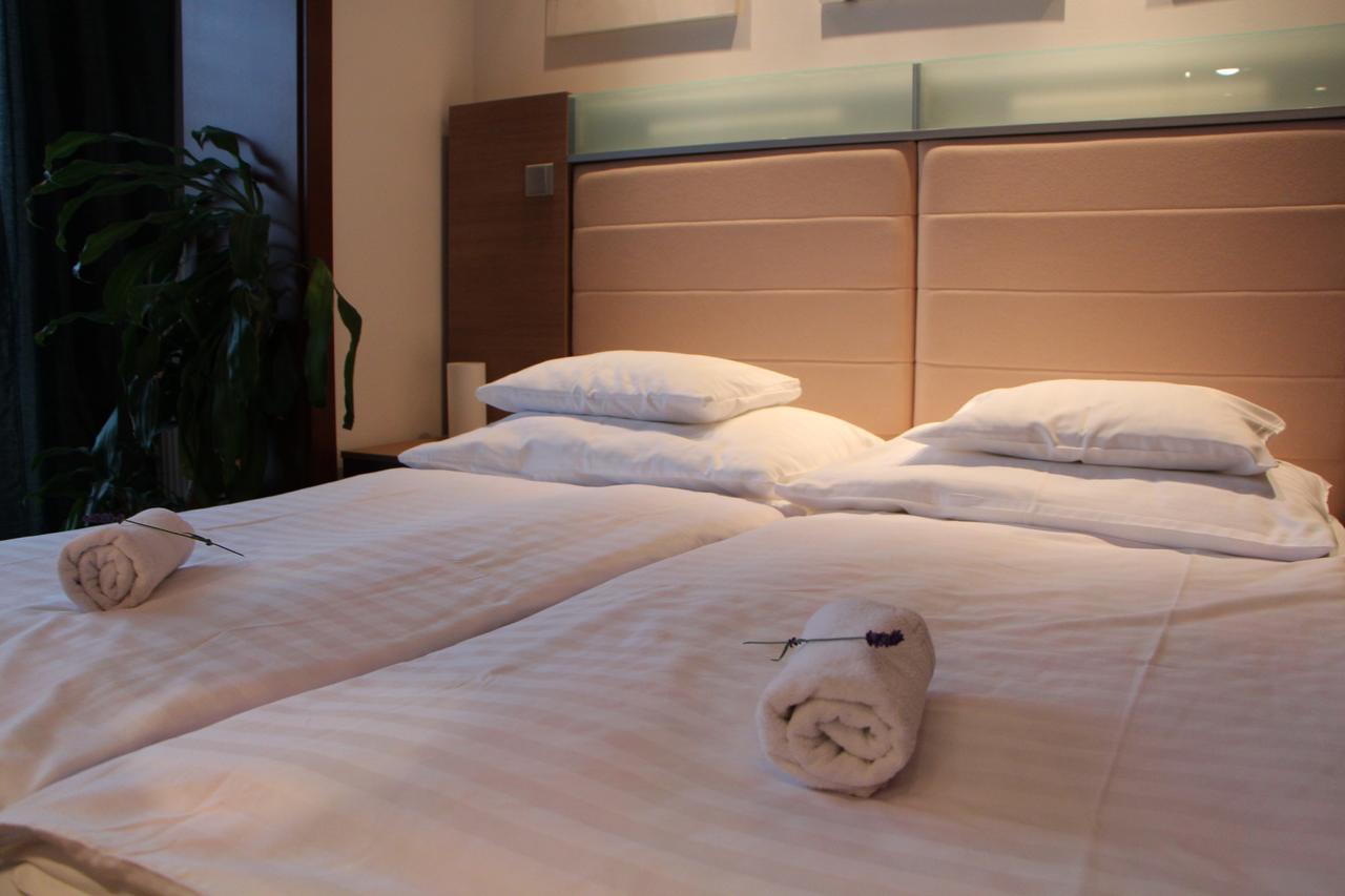 Hotel Bartos Frenštát pod Radhoštěm エクステリア 写真