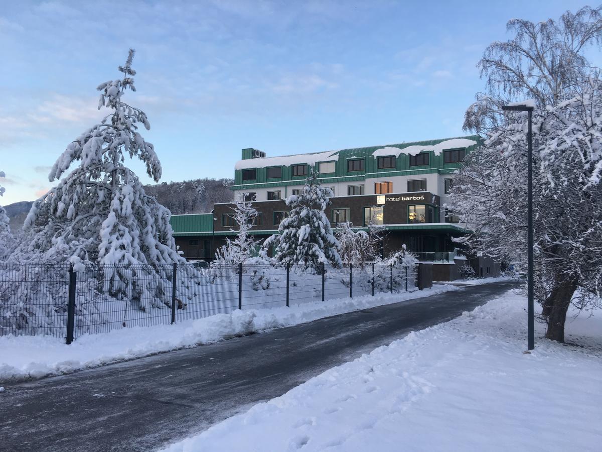 Hotel Bartos Frenštát pod Radhoštěm エクステリア 写真