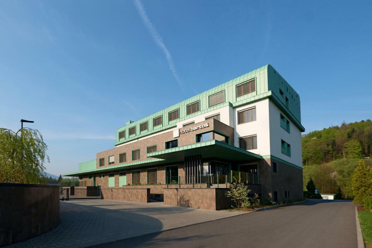 Hotel Bartos Frenštát pod Radhoštěm エクステリア 写真
